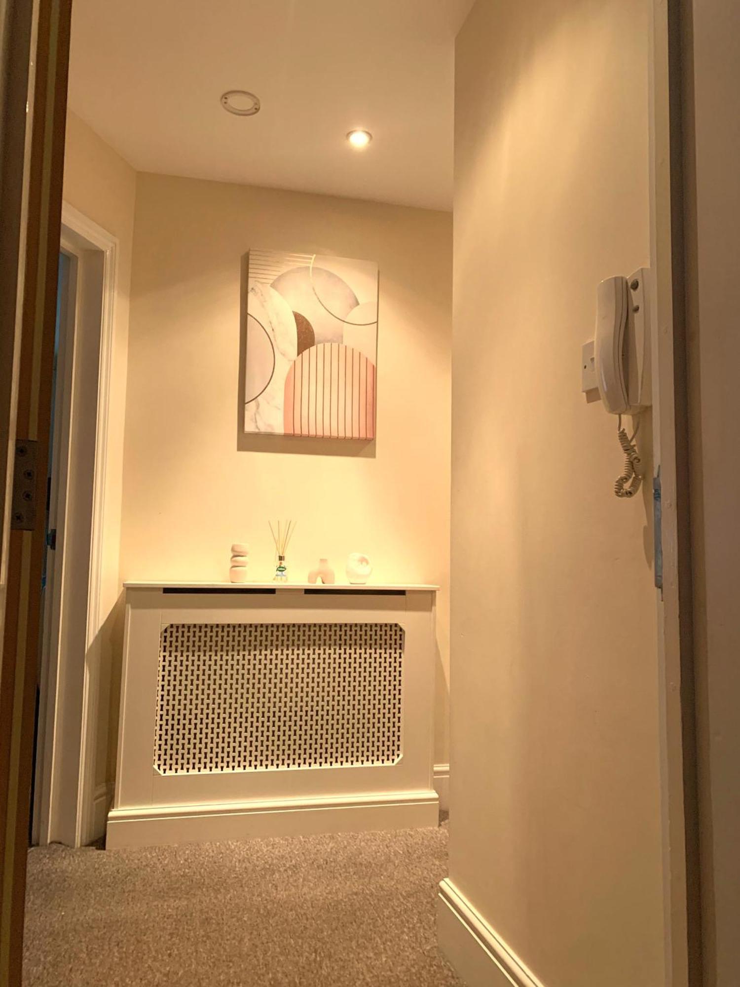 Entire Apartment Tonbridge Centre Exterior foto